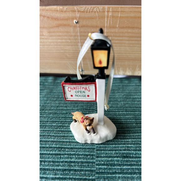 2 Thomas Kinkade 2001 Mini Xmas Ornaments Snowman and Xmas Lamp post with cat - Picture 4 of 8